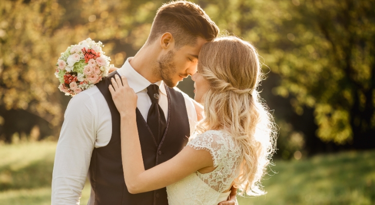 Saving Money on Wedding Photography