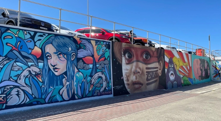 Bondi has a long wall near the beach